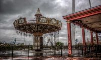 Carnival is hit by thunderstorm