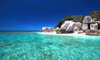 peaceful beach atmosphere