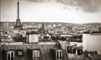 Violin and typing in a flat in Paris