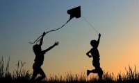 playground: children, birds, city