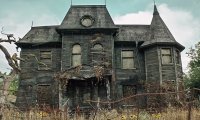 A Creepy Old House At Night